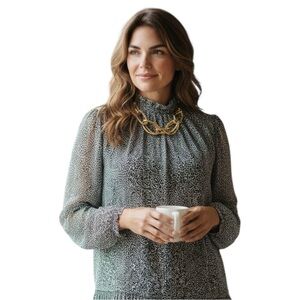 blouse, leopard color, H&M brand, size M